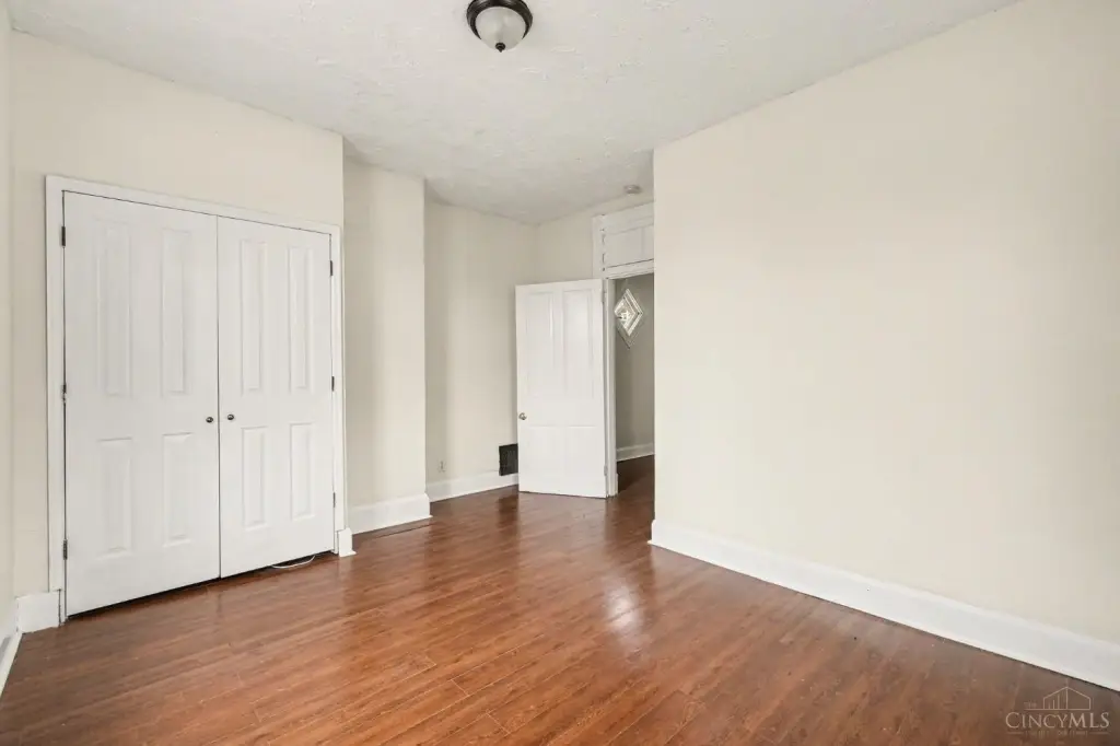 Picture 16