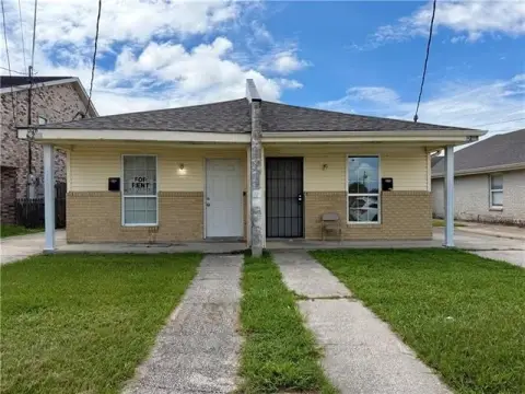 Fenced Duplex Property