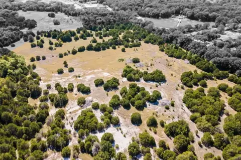 Residential Land in Cedar Hill
