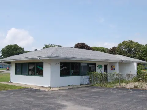 Retail Storefront in Earlville, IL