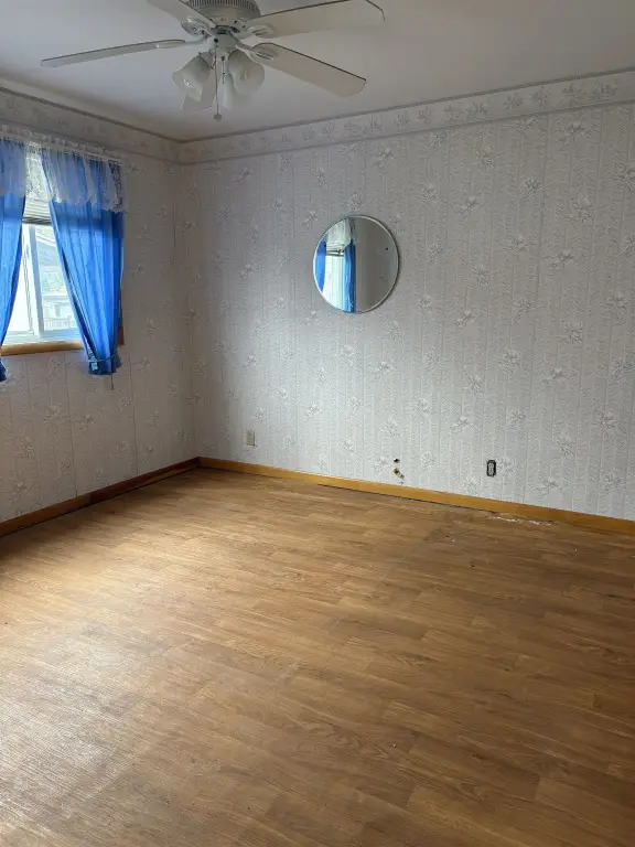 Picture 8