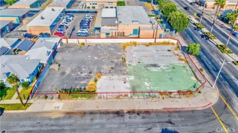 Prime Commercial Corner Lot