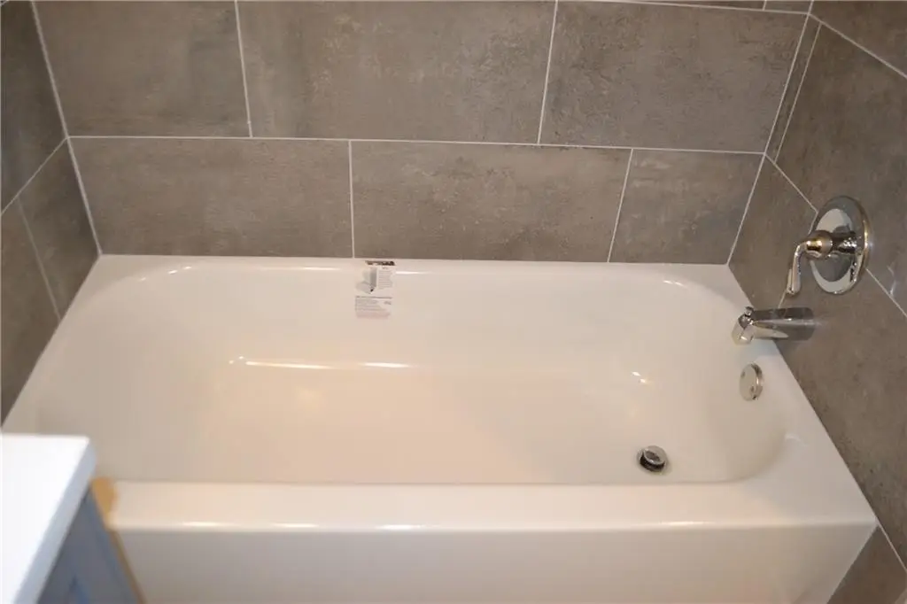 Picture 25