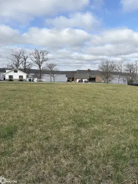 Land with Mississippi River Views