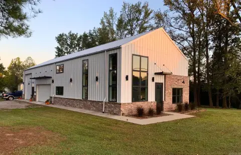Flex Building with Shop Space