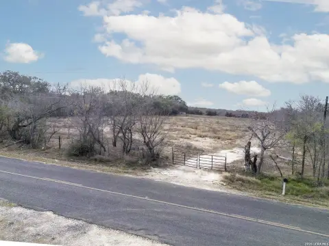 6 Acres Land in Atascosa