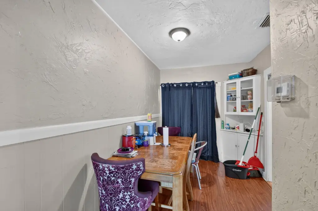 Picture 8