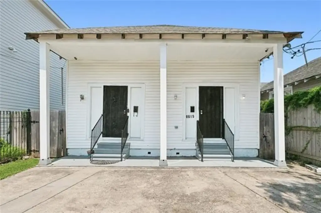 8615 Birch St, New Orleans, LA 70118