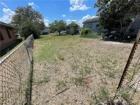 Residential Land in Robstown, Texas