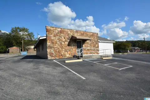 Visible Office Space on Quintard