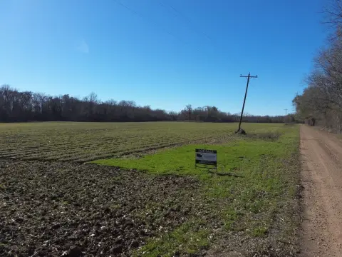 Versatile Land Tract in Jonesville, LA
