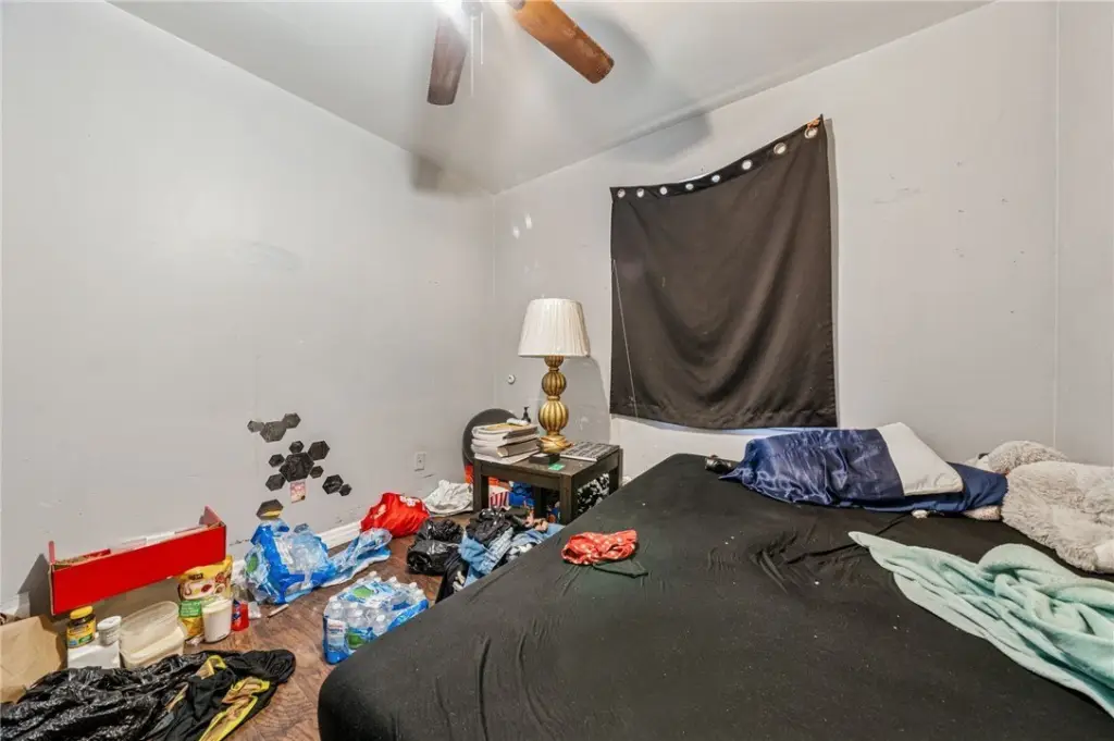 Picture 19