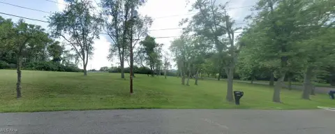 Residential Land in Quiet Canton