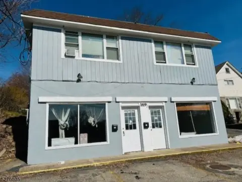 Route 46 Storefront Available