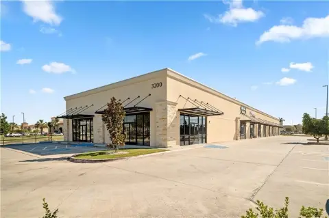 Prime Retail/Office Corner Opportunity