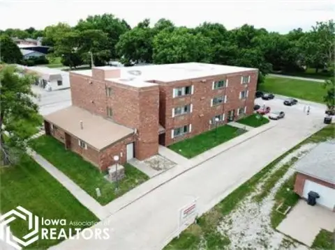 Remodeled Apartment Building with Laundromat