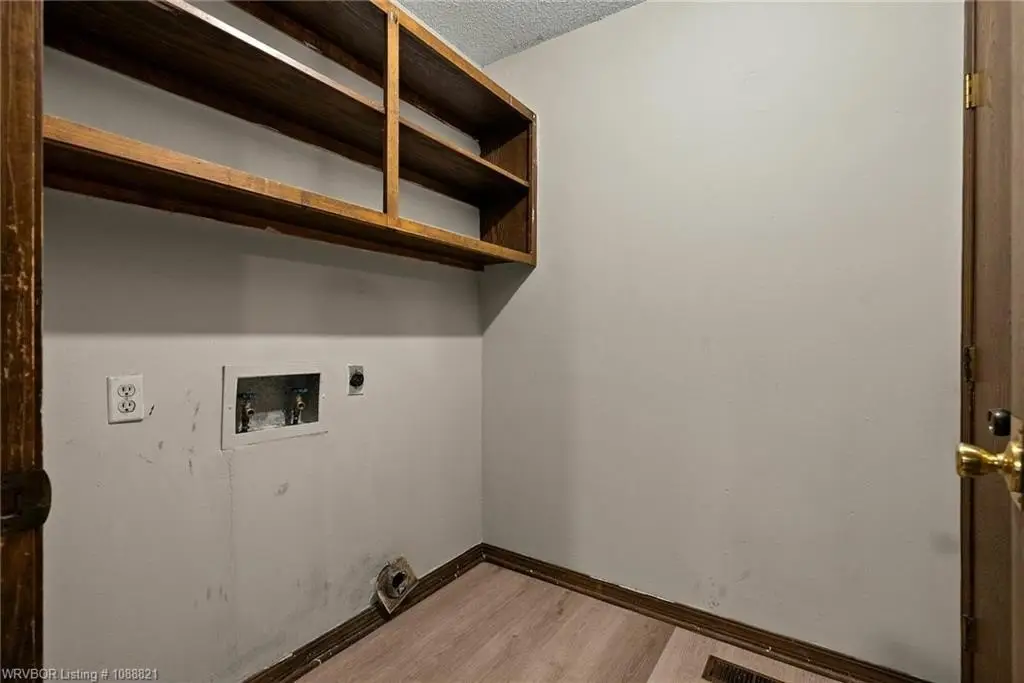 Picture 37