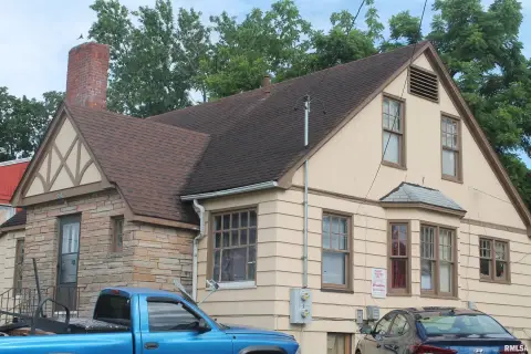 Residential Income Property in Carbondale