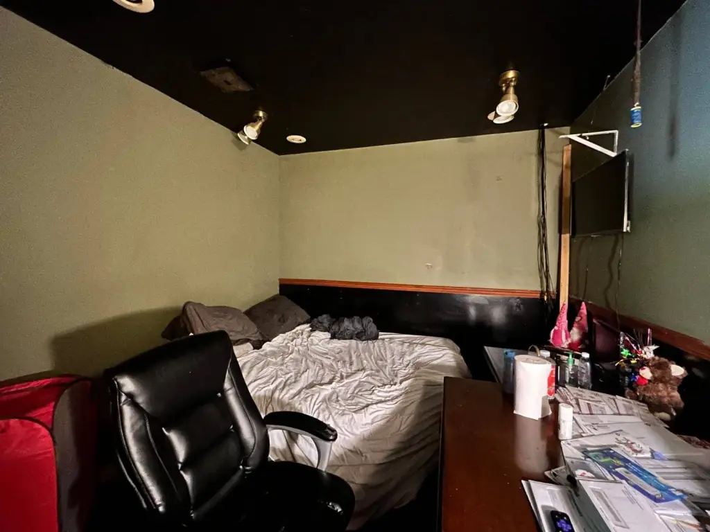 Picture 38