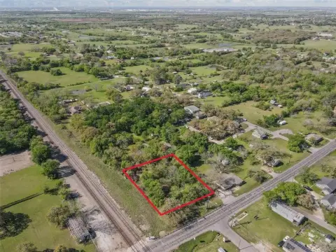 Double-Access Lot in Joshua, TX