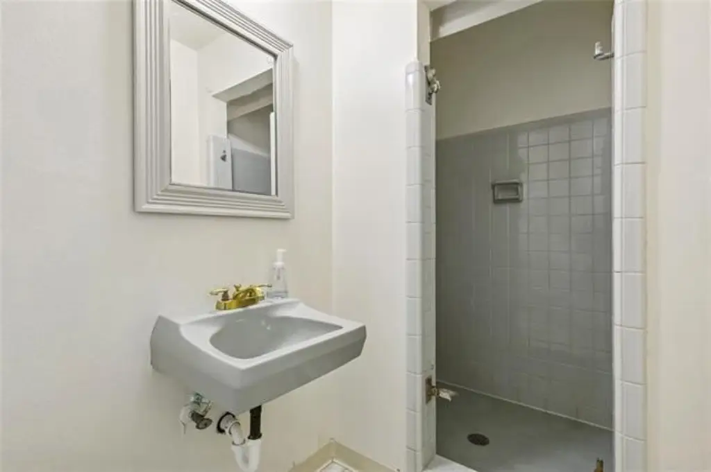 Picture 12