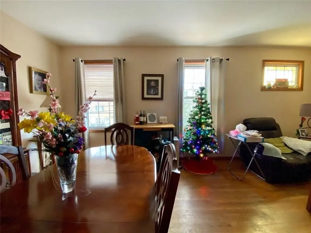 Picture 10