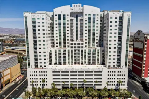 Las Vegas High-Rise Condo