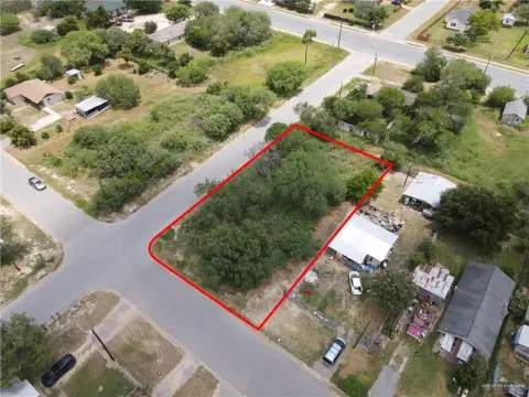 La Sara Corner Lot Acreage