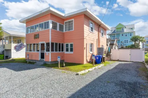 Beachside Duplex - Income Potential