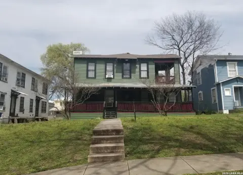 Mahncke Park Duplex Opportunity