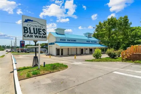Car Wash Facility with Office