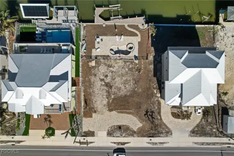 Waterfront Lot in Laguna Shores