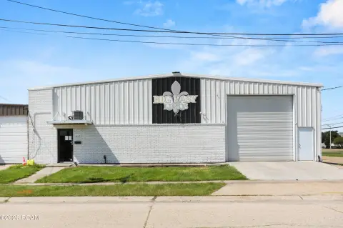 Warehouse with Office Space
