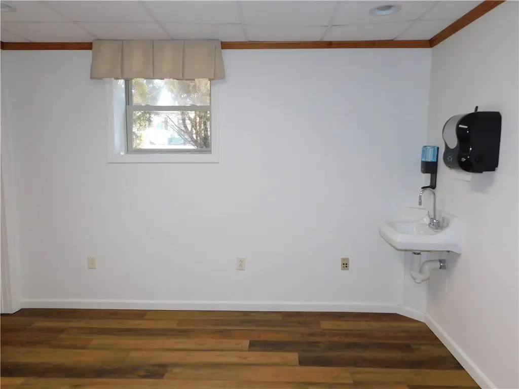 Picture 12
