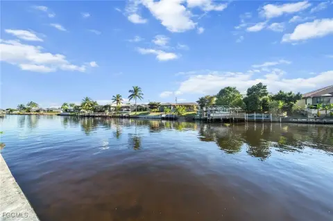 Gulf-Access Duplex in Cape Coral
