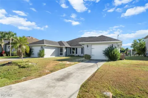Picture of Duplexes at SE 14Th Ter 914/916, Cape Coral, FL