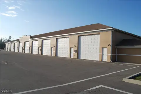 Taylor Coach Caves Condominium