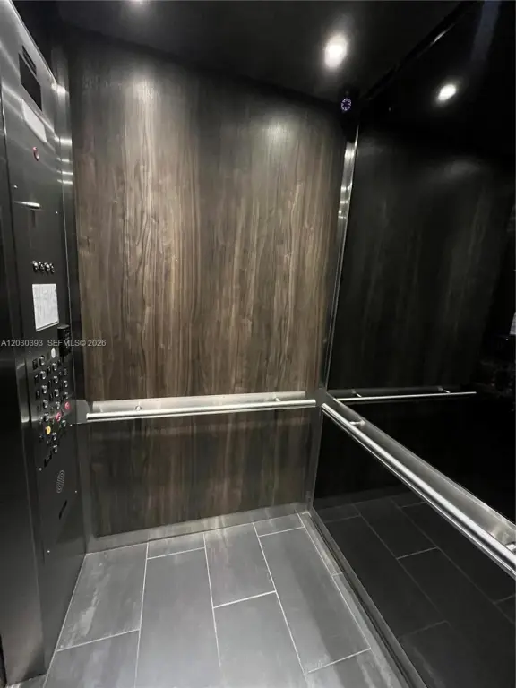 Picture 4