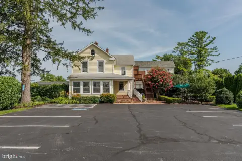 Charming Converted Office in Cockeysville