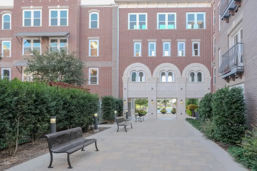 Picture 7