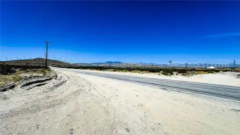 Expansive Land in Desert Hot Springs