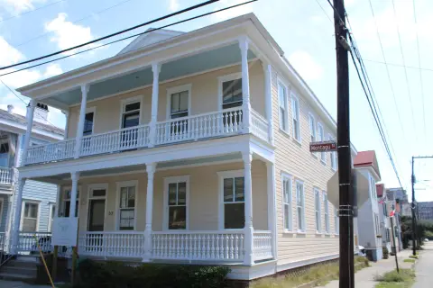 Renovated Duplex Unit in Charleston