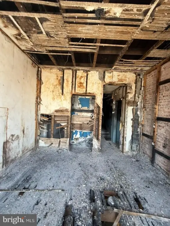 Picture 33