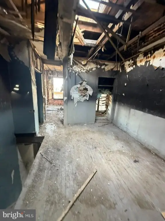 Picture 30