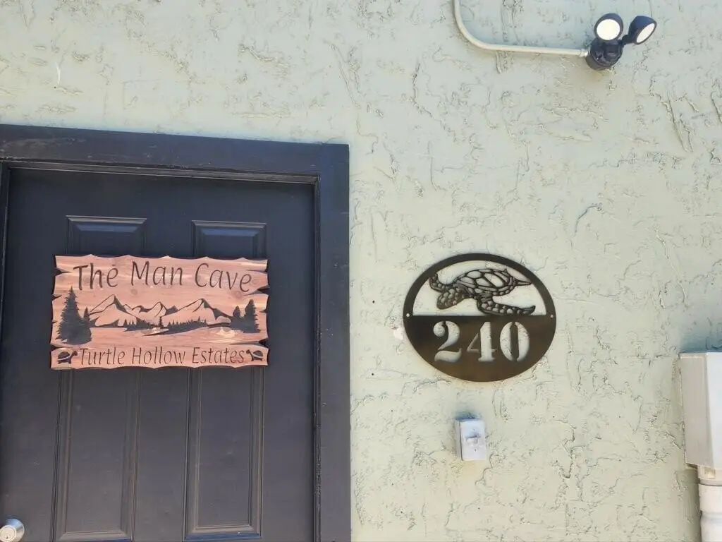 Picture 100