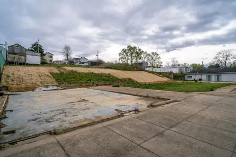 Commercial Land Lot Near Train Yard