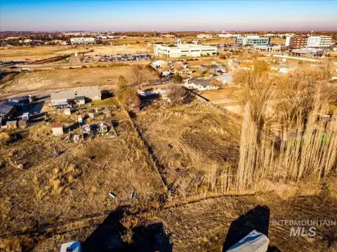 Meridian Acreage Near Eagle View