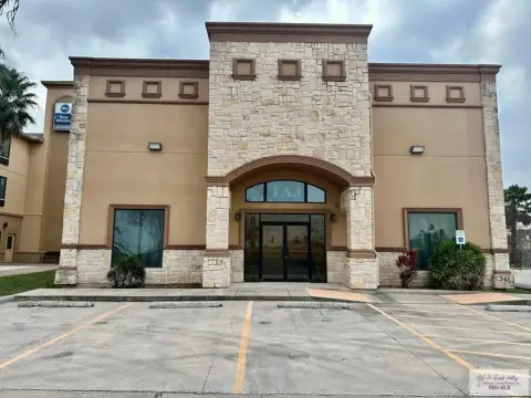 Harlingen Commercial Space For Lease