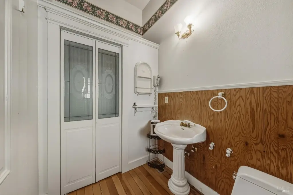 Picture 19