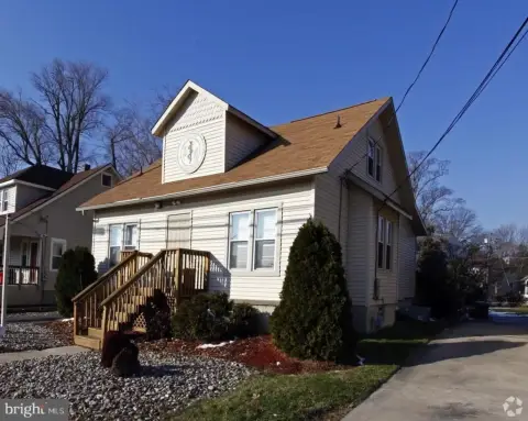 Stratford Office/Medical Building For Sale